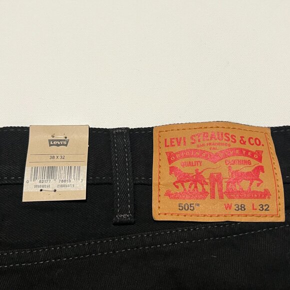 Levi's 505 Regular Jeans *NWT Straight Leg Black Jeans Men's size 38x32 - Picture 6 of 8